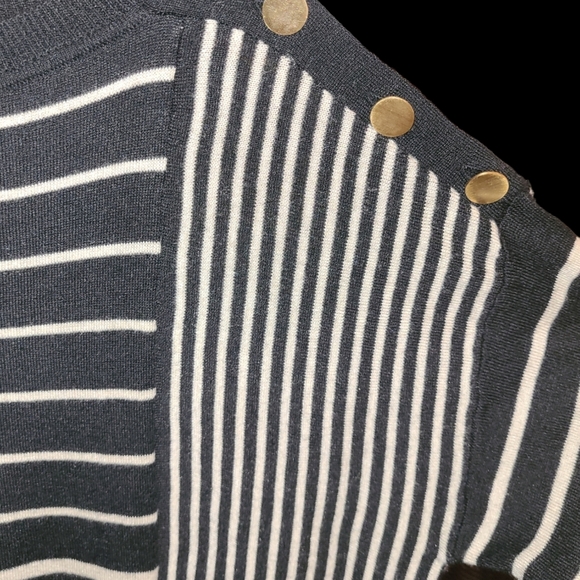 Sweater by Ann Taylor medium stripes - Picture 2 of 6
